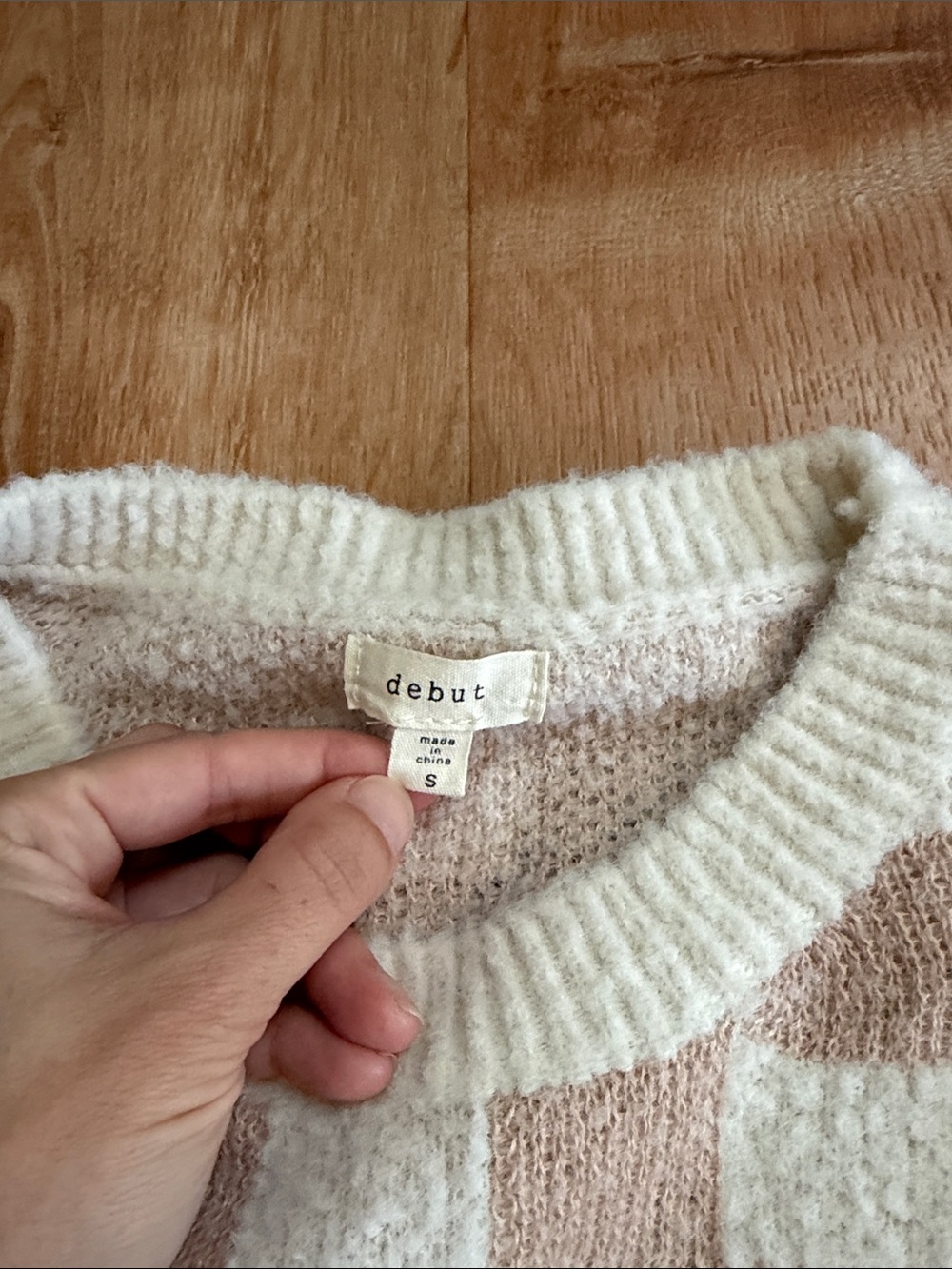 Debut Cream and Beige Checkerboard Crewneck Sweater - Picture 2 of 4